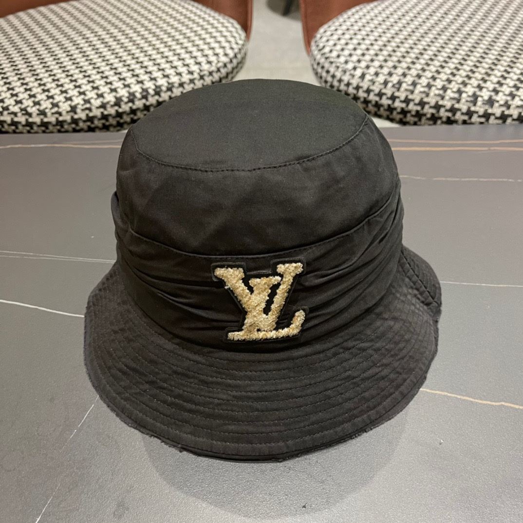 Louis Vuitton Caps